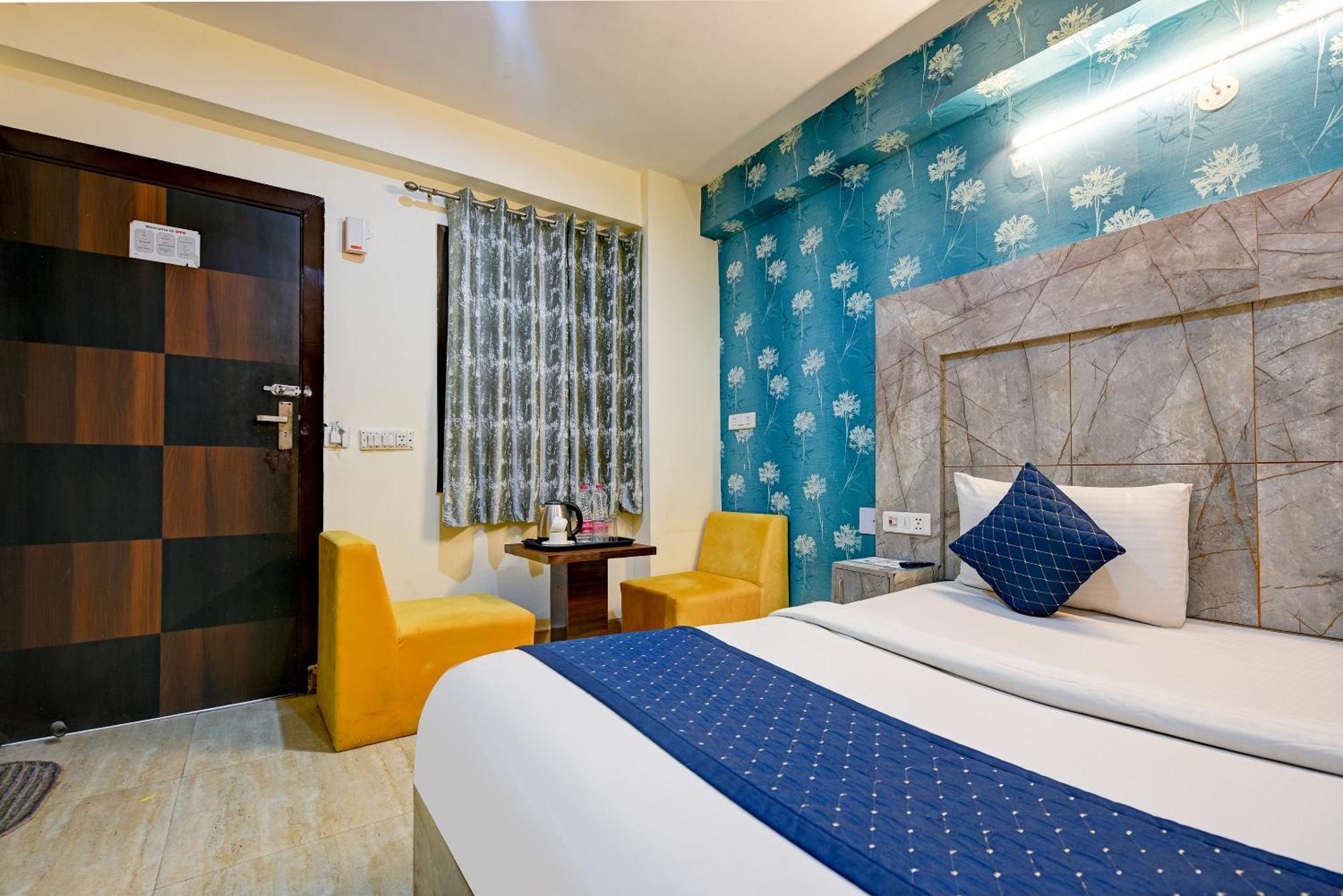 Hotel Square Plaza At Airport Ню Делхи Екстериор снимка